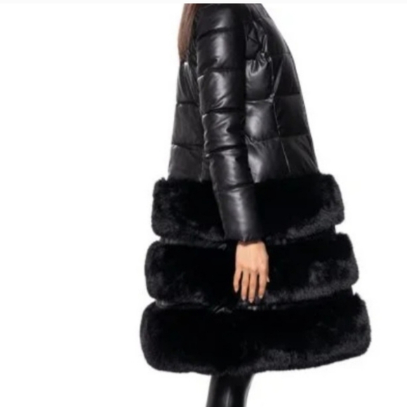 AKIRA Black Puffer Jacket with Faux Fur Accents - Picture 5 of 6